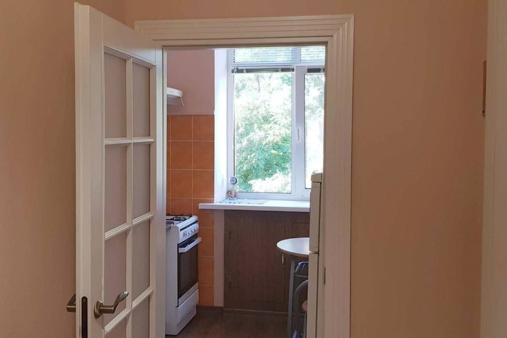 Апартаменты Kyiv TOP LOCATION Cozy apt in old city fast WIFI selfchekin Киев