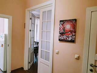 Апартаменты Kyiv TOP LOCATION Cozy apt in old city fast WIFI selfchekin Киев Апартаменты с 1 спальней-14