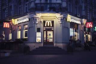 Апартаменты Kyiv TOP LOCATION Cozy apt in old city fast WIFI selfchekin Киев Апартаменты с 1 спальней-37