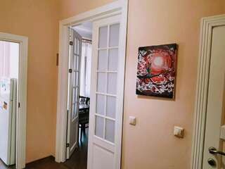Апартаменты Kyiv TOP LOCATION Cozy apt in old city fast WIFI selfchekin Киев Апартаменты с 1 спальней-63