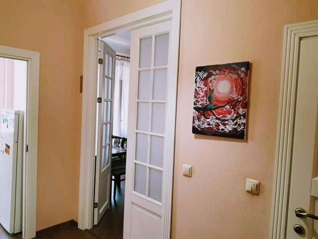 Апартаменты Kyiv TOP LOCATION Cozy apt in old city fast WIFI selfchekin Киев-16