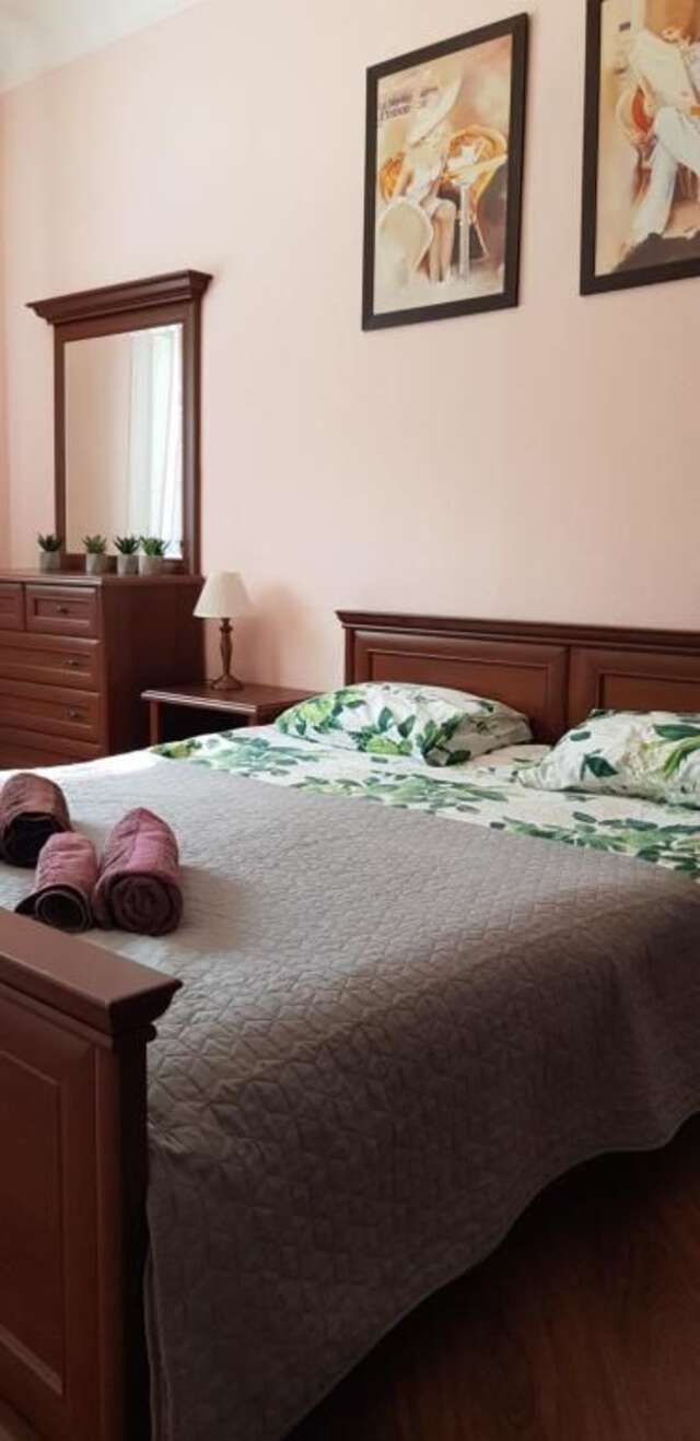 Апартаменты Kyiv TOP LOCATION Cozy apt in old city fast WIFI selfchekin Киев-78
